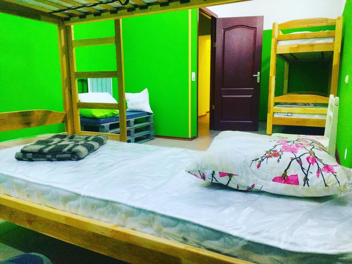 Yourhostel Дорогожичи Киев Экстерьер фото