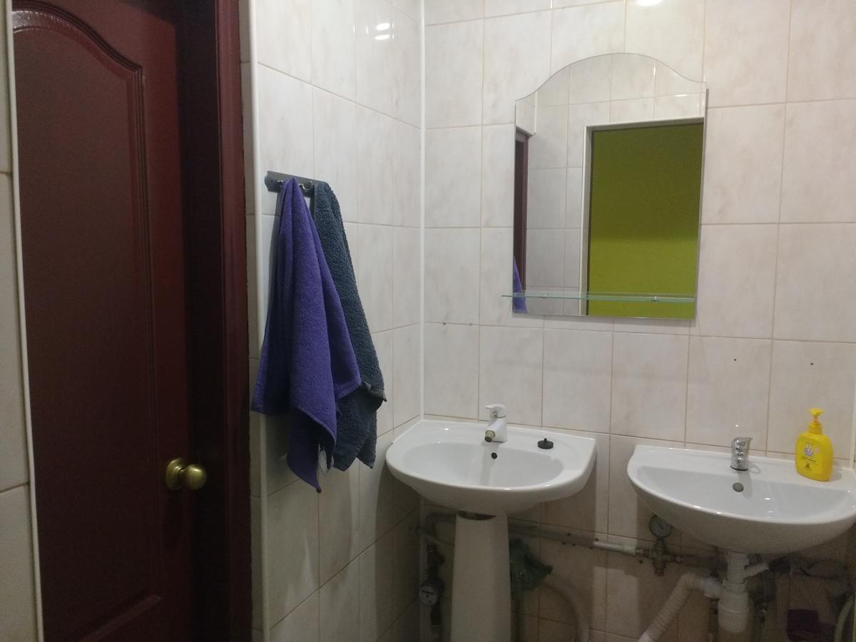 Yourhostel Дорогожичи Киев Экстерьер фото